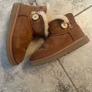 Girls UGGS size 2